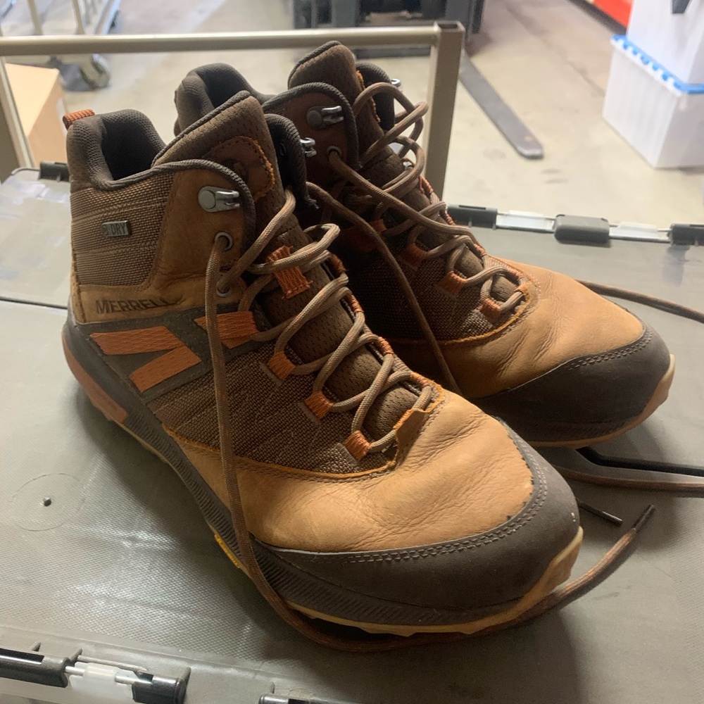Merrell Zion Men’s size 9